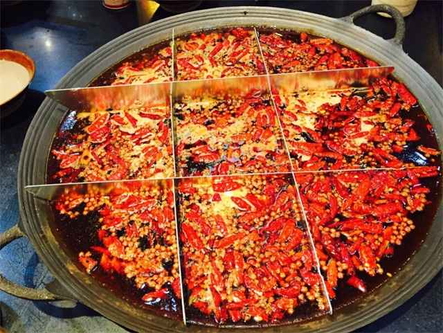 火锅美食制作指南,从选材到摆盘,教你成为火锅达人(最新菜品图片)